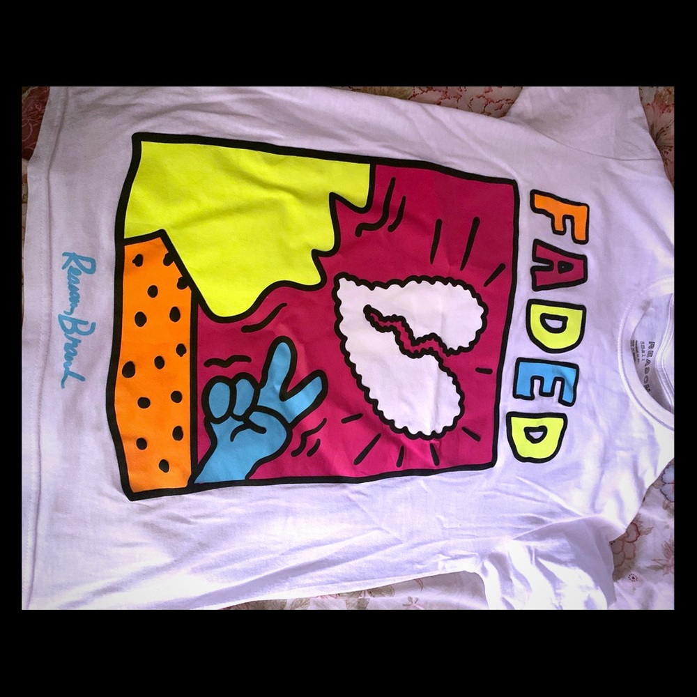 Graffic Tee